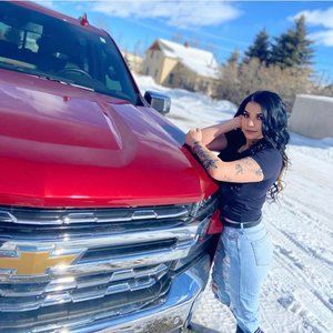 Meet your Posher, Jani